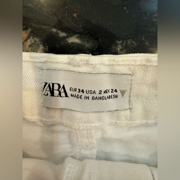 NWT ZARA High Rise Denim Shorts - Picture 4 of 6